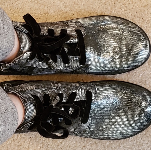 Alegria Eliza Leather Ankle Boot - Picture 2 of 8